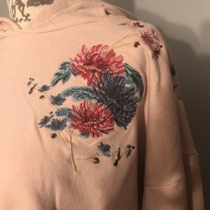 Light pink hoodie with flower embroidery